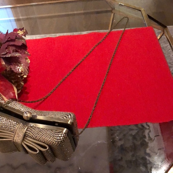 Gold sequenced formal clutch - Picture 6 of 6